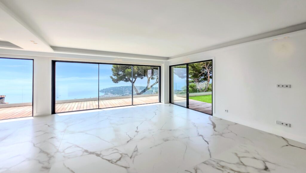 Villa Roquebrune-Cap-Martin 200m² Open sea view, quiet area , Close to Monaco ISM Property