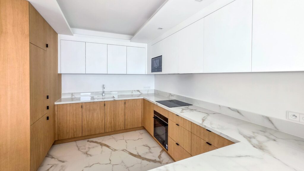 Villa Roquebrune-Cap-Martin 200m² Open sea view, quiet area , Close to Monaco ISM Property