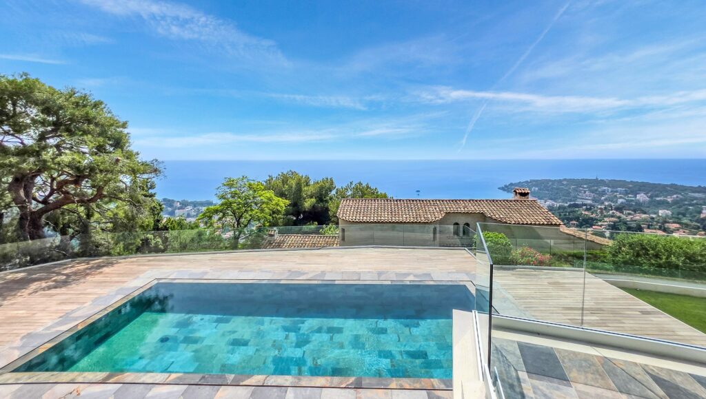 Villa Roquebrune-Cap-Martin 200m² Open sea view, quiet area , Close to Monaco ISM Property