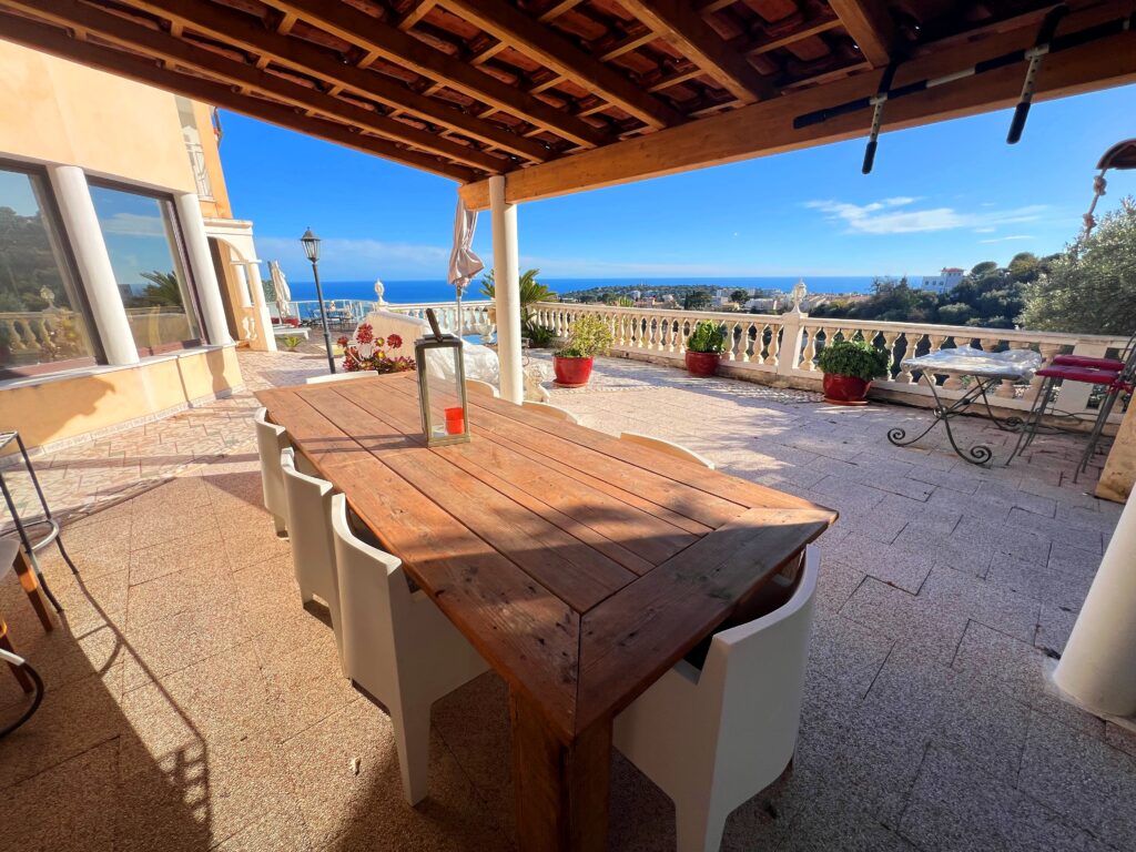 Villa Roquebrune-Cap-Martin 180m² Vue mer , proche plage , proche Monaco ISM Property