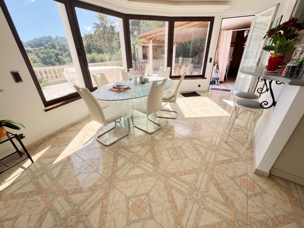 Villa Roquebrune-Cap-Martin 180m² , open sea view, near Monaco ISM Property