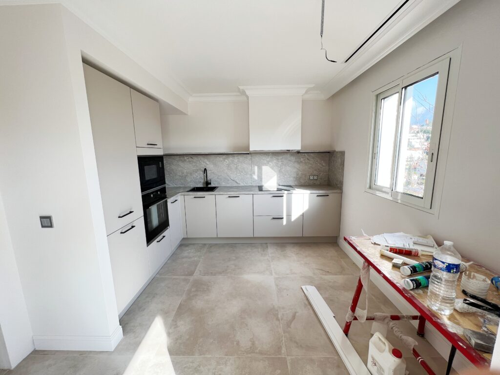 Quiet area , residential , 3 villas in the domain ISM Property