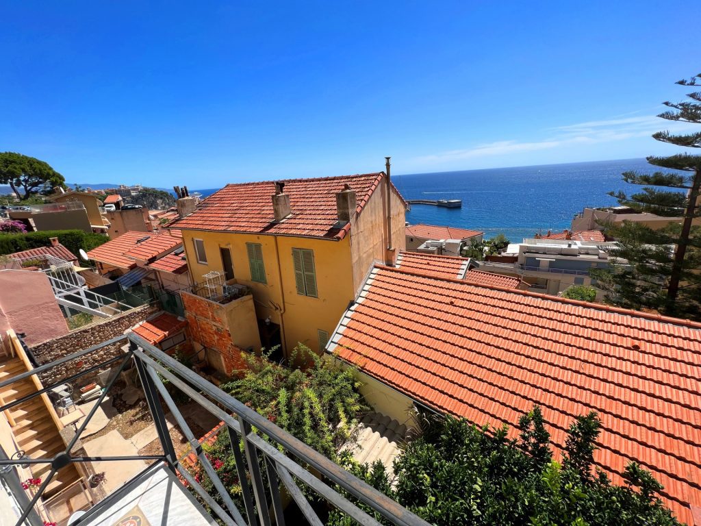 Villa Cap-d'Ail 141m² Vue mer, jardin, a pieds de MONACO ISM Property