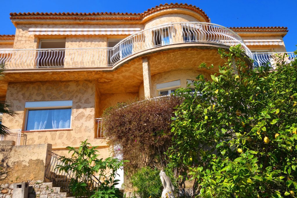 Villa Roquebrune-Cap-Martin 200m2 Proche plages, proche Monaco ISM Property