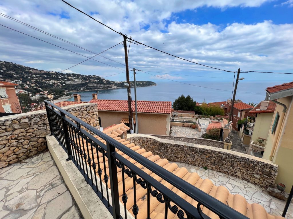Villa Roquebrune-Cap-Martin 114m² Walk distance to Monaco and beaches, sea view ISM Property