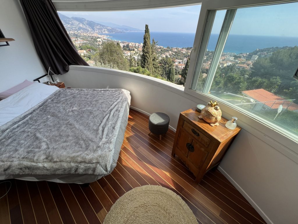 Villa Roquebrune-Cap-Martin 100m² Vue mer, calme , proche MONACO ISM Property