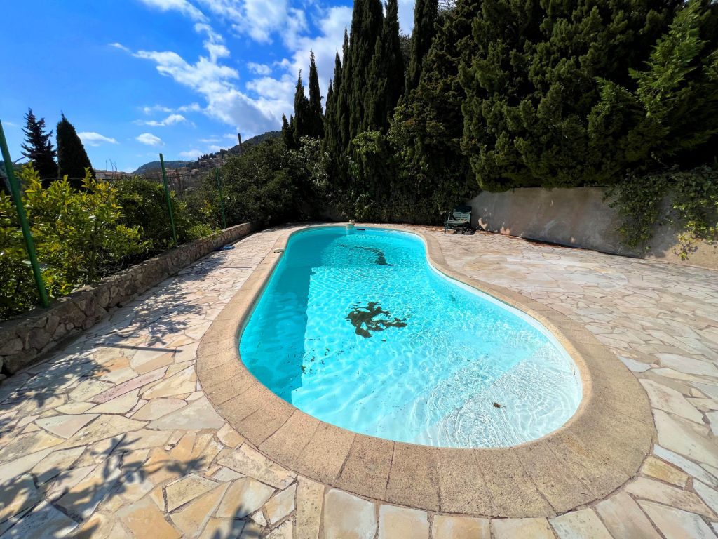 Villa La Turbie 200m² vue mer panoramique, proche Monaco ISM Property