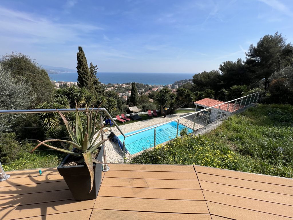 Villa Roquebrune-Cap-Martin 100m² Open sea view, quiet area, near MONACO ISM Property