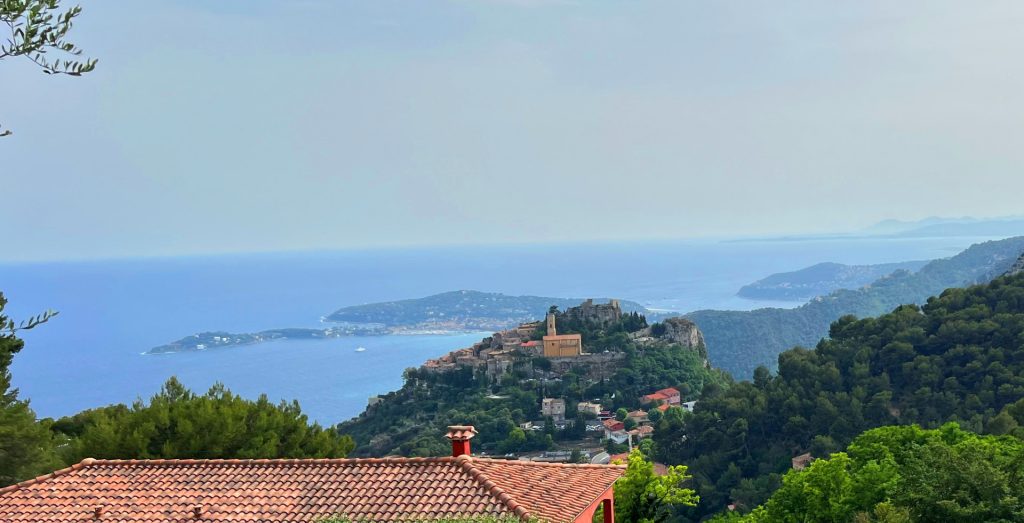 Villa Eze 190m² vue mer panoramique , village d'Eze ISM Property