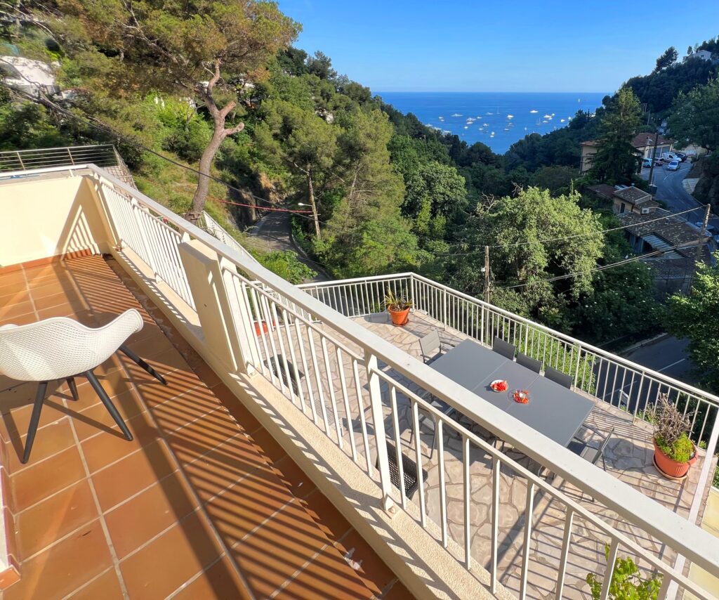 Vue mer, calme , proche de Monaco ISM Property