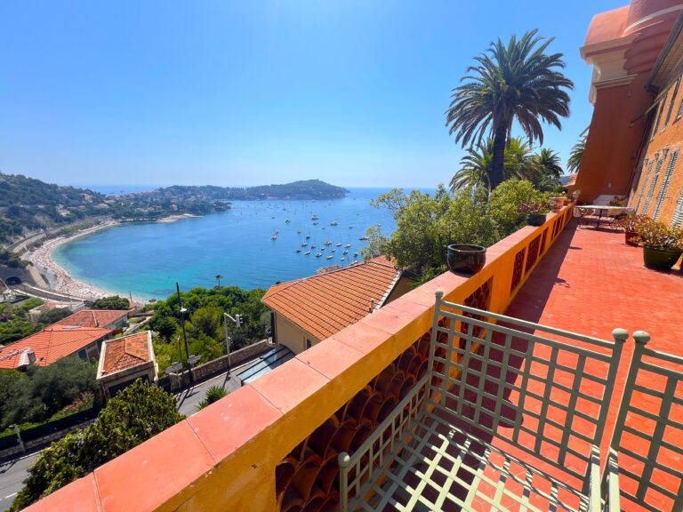 Sea View Apartment with Large Terrace – Villefranche-sur-Mer ISM Property