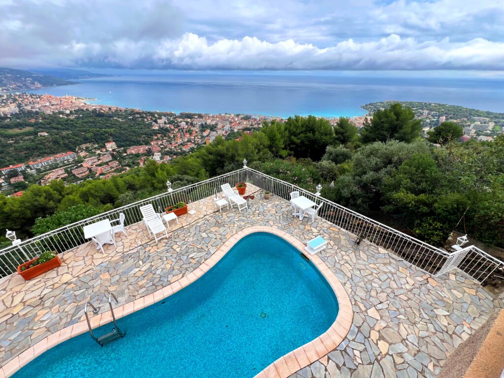 Vue mer panoramique , villa proche Monaco ISM Property