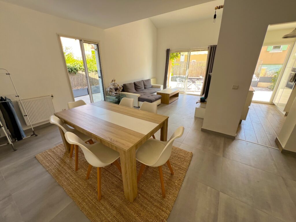 Proche de village d'Eze , proche de Monaco ISM Property