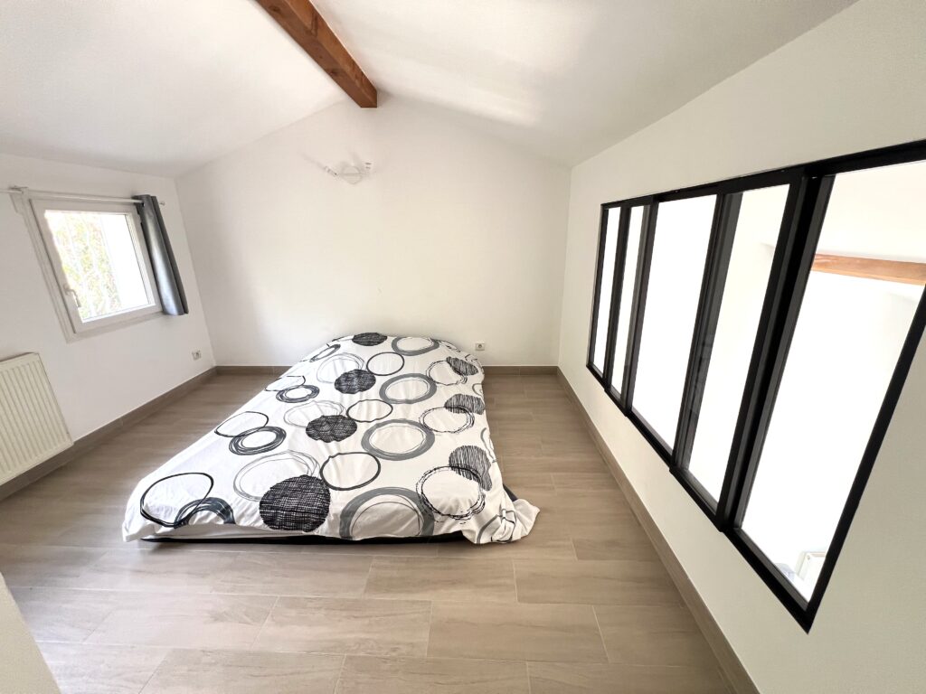 Proche de village d'Eze , proche de Monaco ISM Property