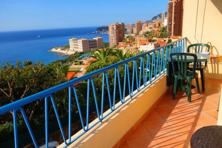 Border of Monaco 2-Bedroom Apartment with Sea View - Roquebrune-Cap-Martin ISM Property