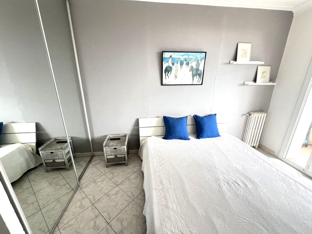Border of Monaco 2-Bedroom Apartment with Sea View - Roquebrune-Cap-Martin ISM Property