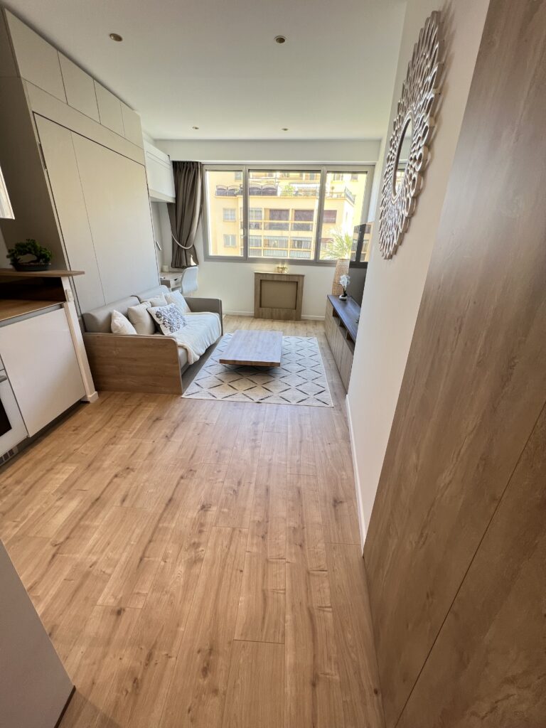 Monaco - Sea View Studio Apartment – Château Périgord ISM Property