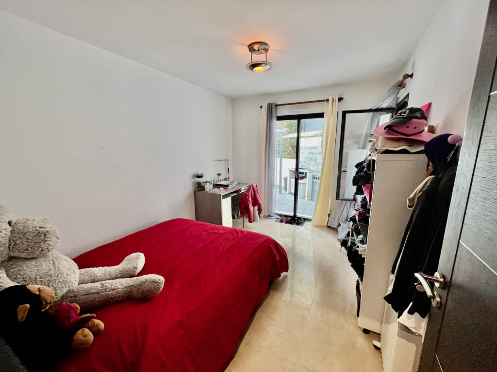Proche de Monaco,proche de village de La Turbie, piscine , 120000m² terrain ISM Property