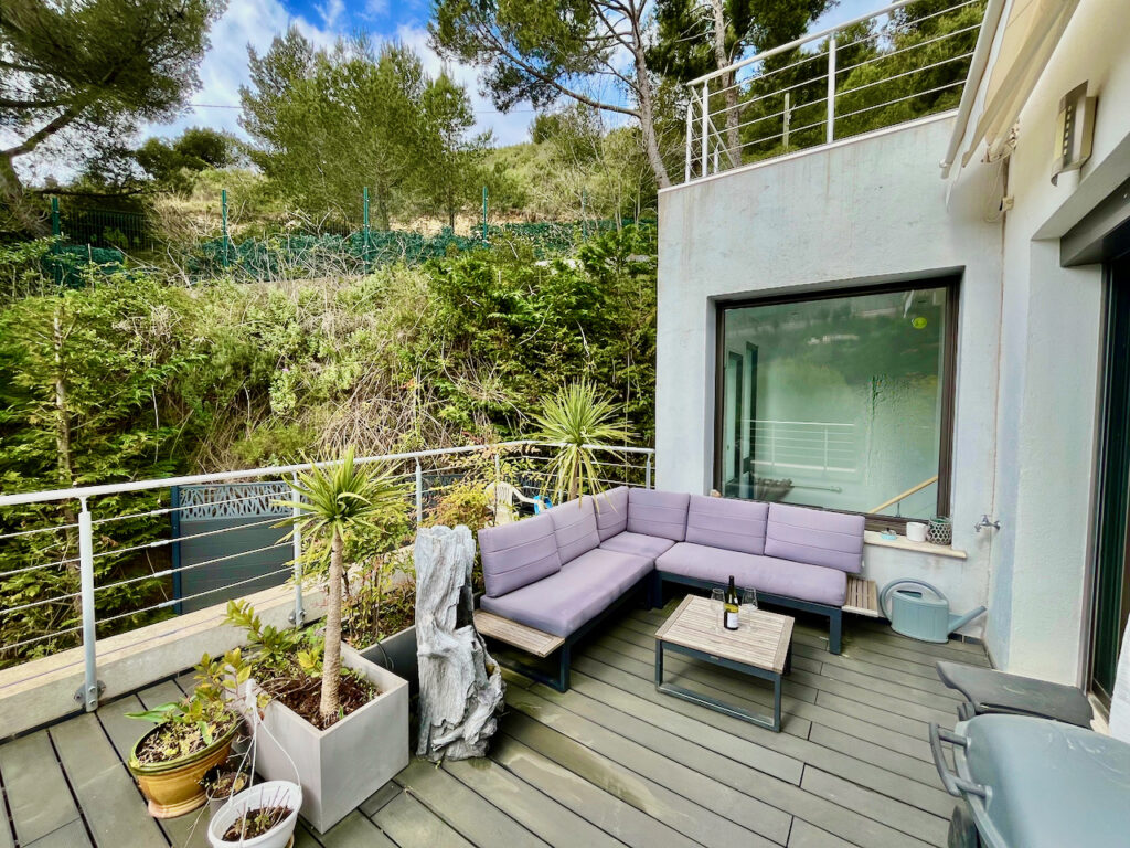Proche de Monaco,proche de village de La Turbie, piscine , 120000m² terrain ISM Property
