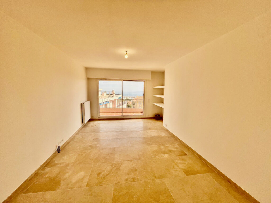 Sea view, large terrace , near beaches ISM Property