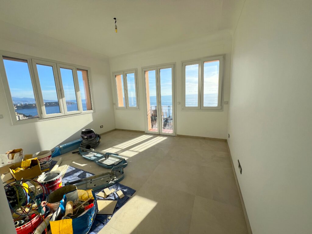 Sea View Apartment with Terrace – Beausoleil Border Monaco ISM Property