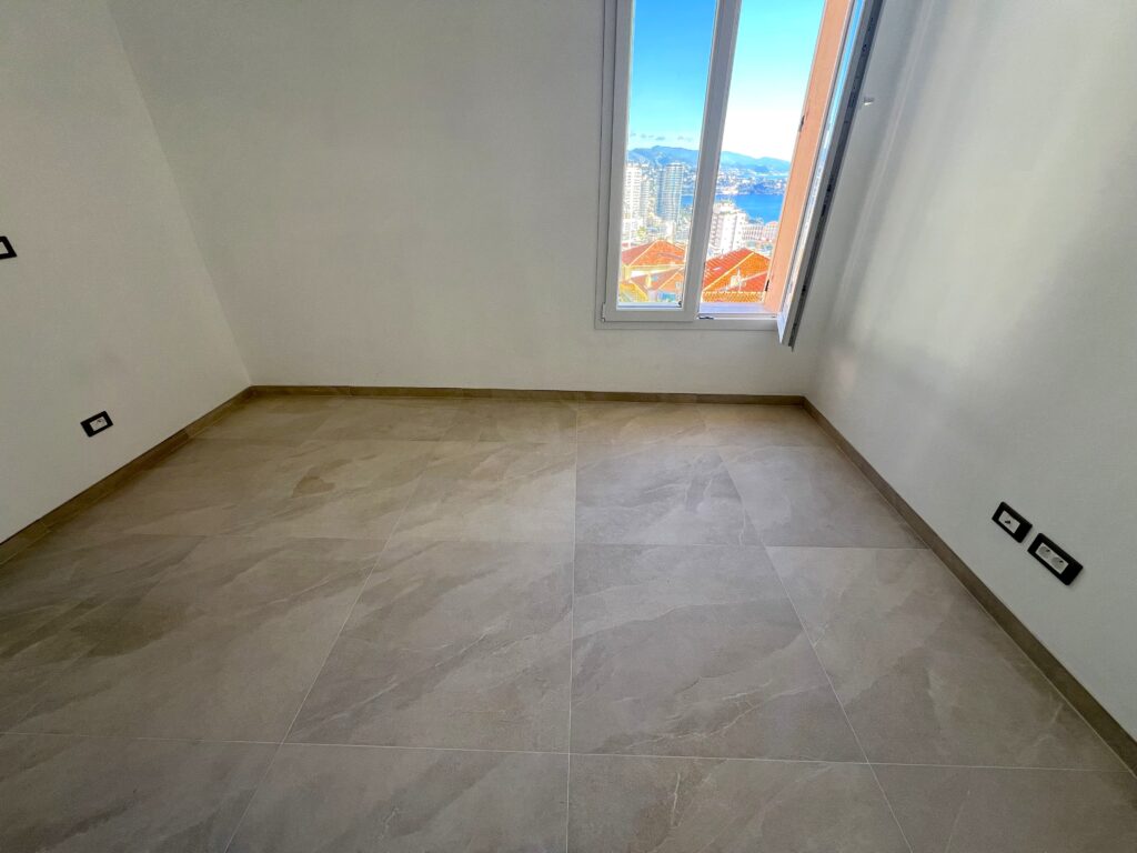 Sea View Apartment with Terrace – Beausoleil Border Monaco ISM Property