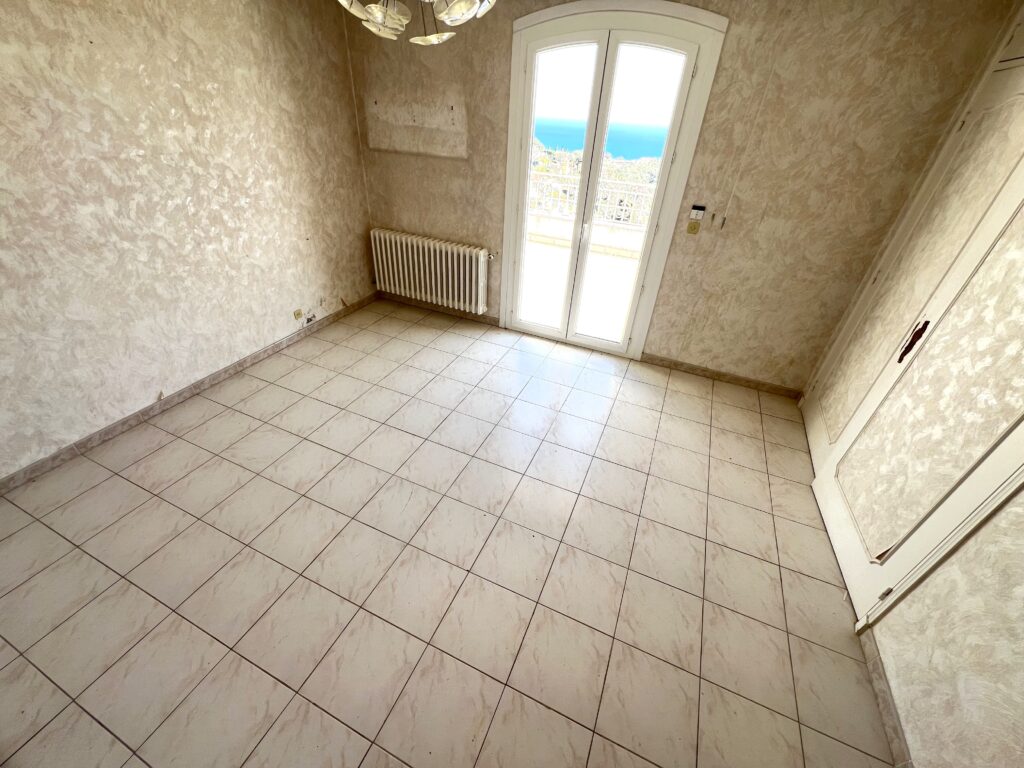 Modern Sea View Villa in a Peaceful Green Setting – Roquebrune-Cap-Martin ISM Property