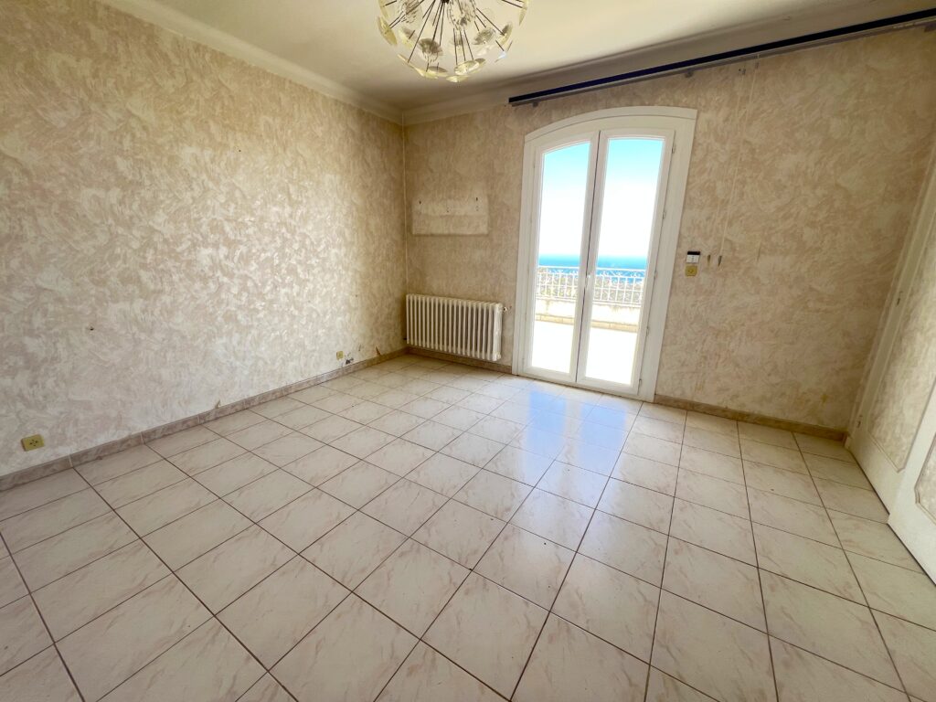 Modern Sea View Villa in a Peaceful Green Setting – Roquebrune-Cap-Martin ISM Property