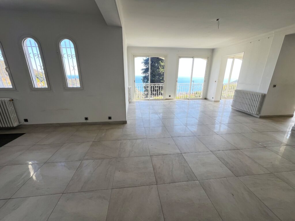 Modern Sea View Villa in a Peaceful Green Setting – Roquebrune-Cap-Martin ISM Property