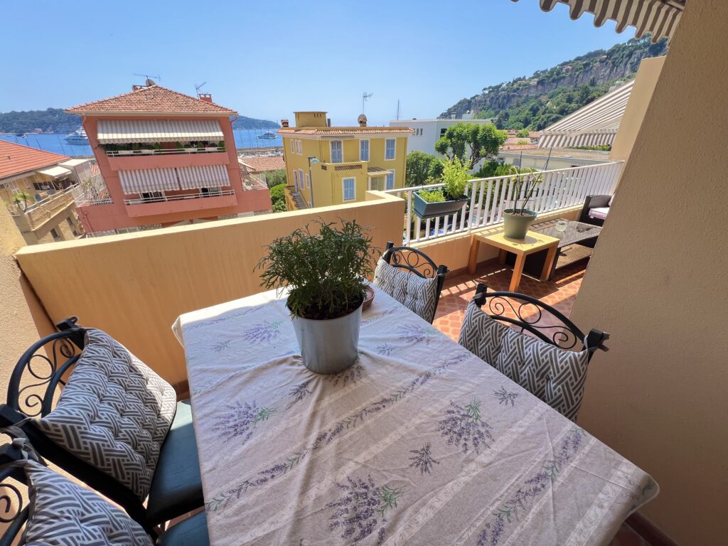 Vue mer, calme, terrasse , Villefranche-sur-mer ISM Property