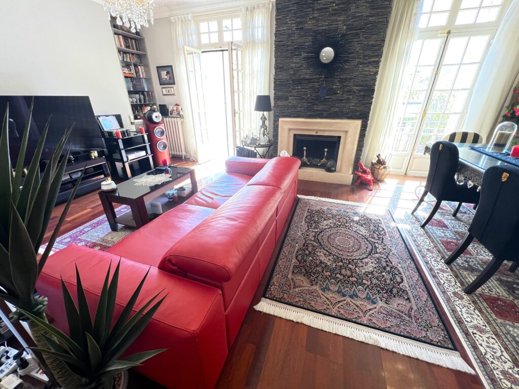 19th-Century Villa with Terrace, Jacuzzi & Garage – Beausoleil Border Monaco ISM Property