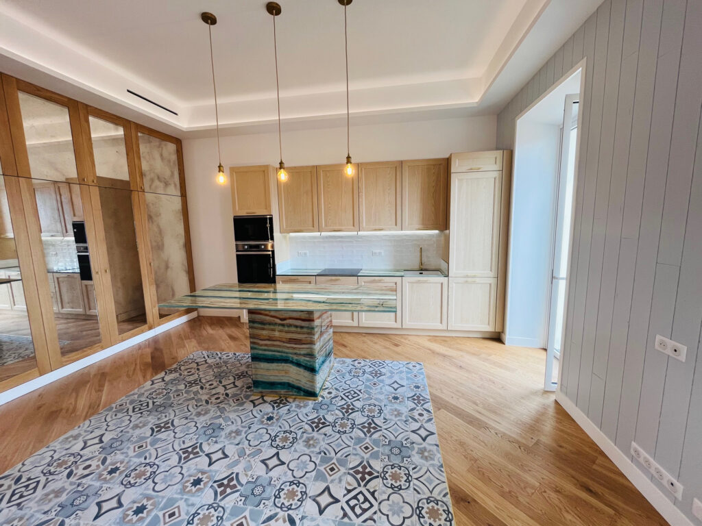 Near beaches, town centre ISM Property