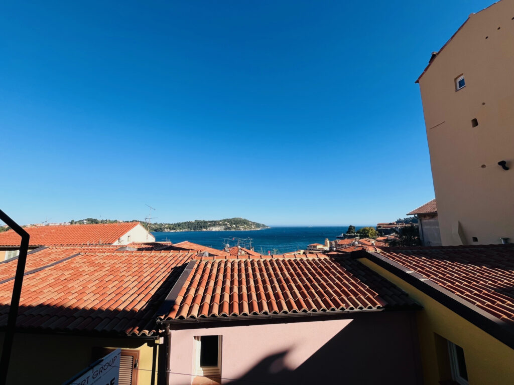 Near beaches, town centre ISM Property