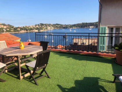Proche plage à Villefranche sur mer, large terrasse ISM Property