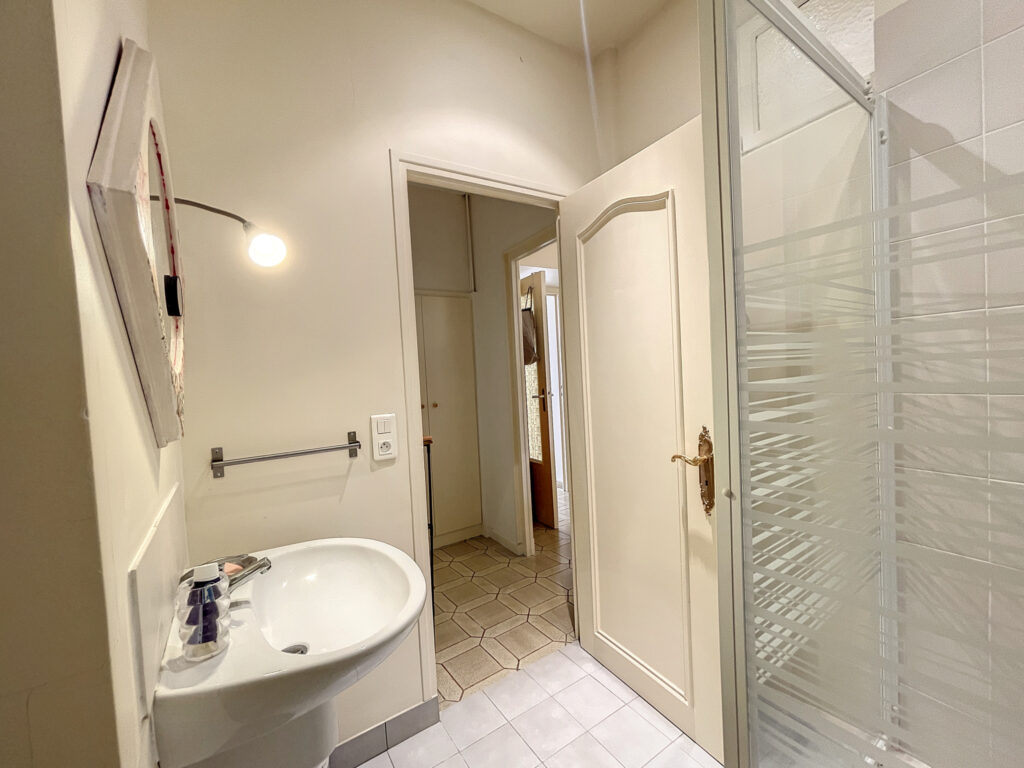sea view, old town , near beaches in Villefranche sur mer ISM Property