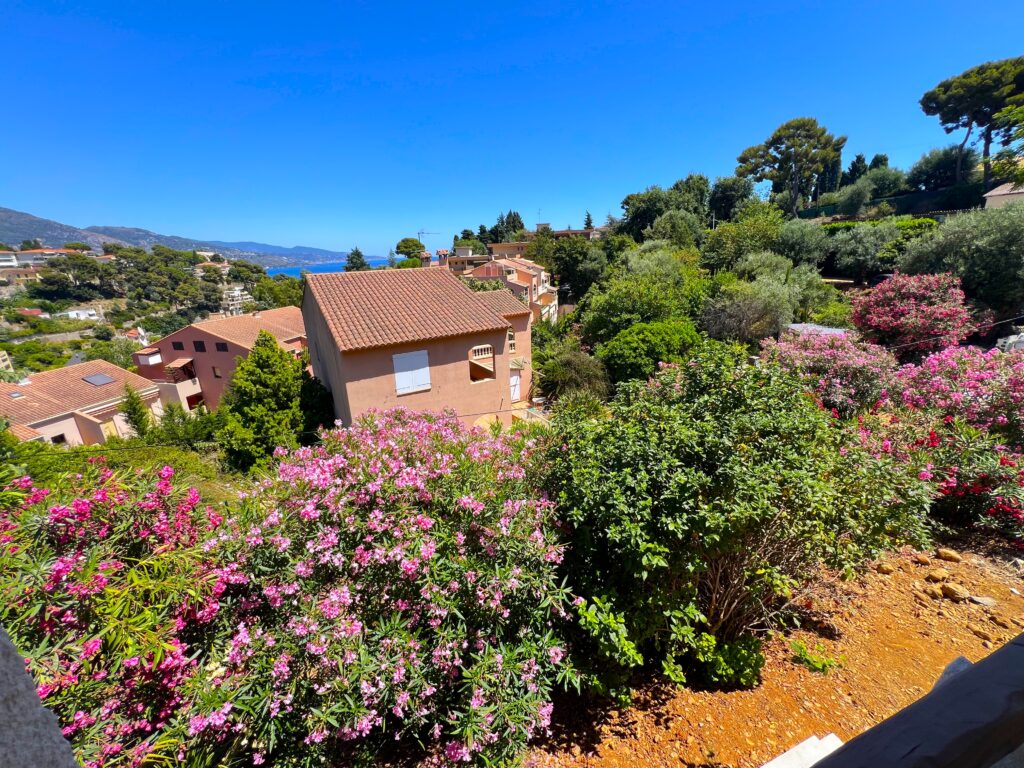 Proche Monaco, proche plages, calme ISM Property