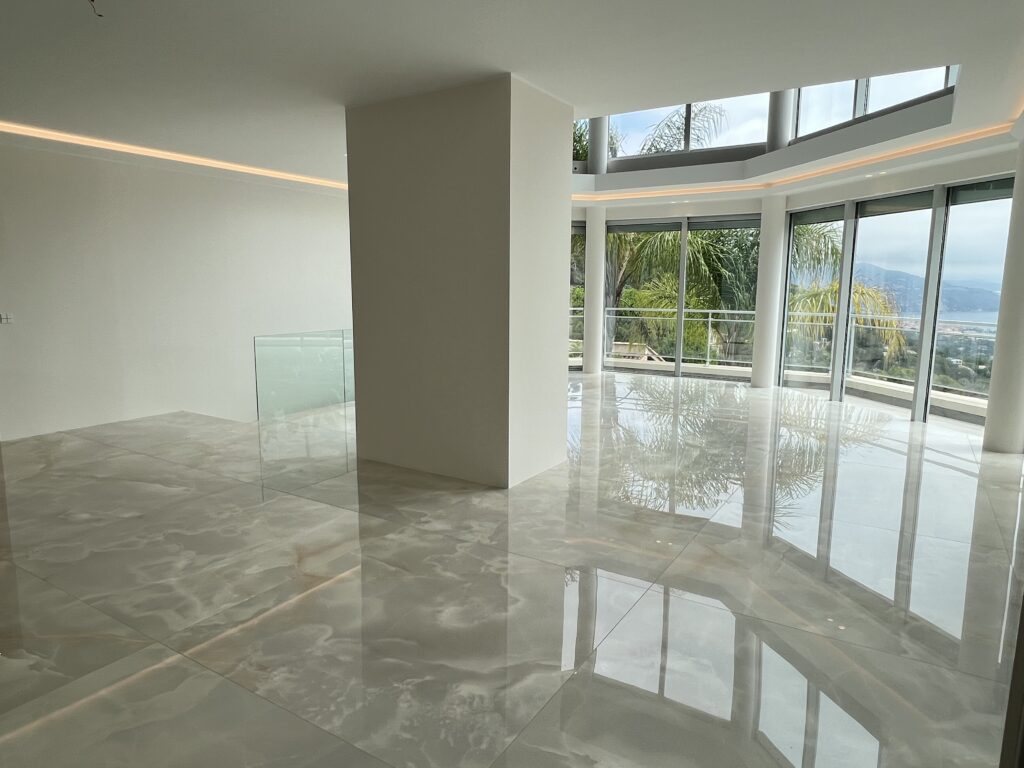 Vue mer panoramique , villa moderne au calme ISM Property