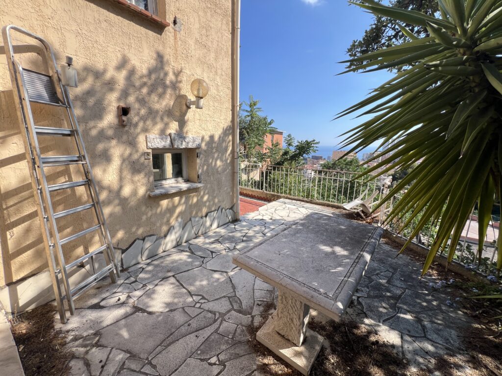 Limitrophe Monaco, villa à Beausoleil ISM Property