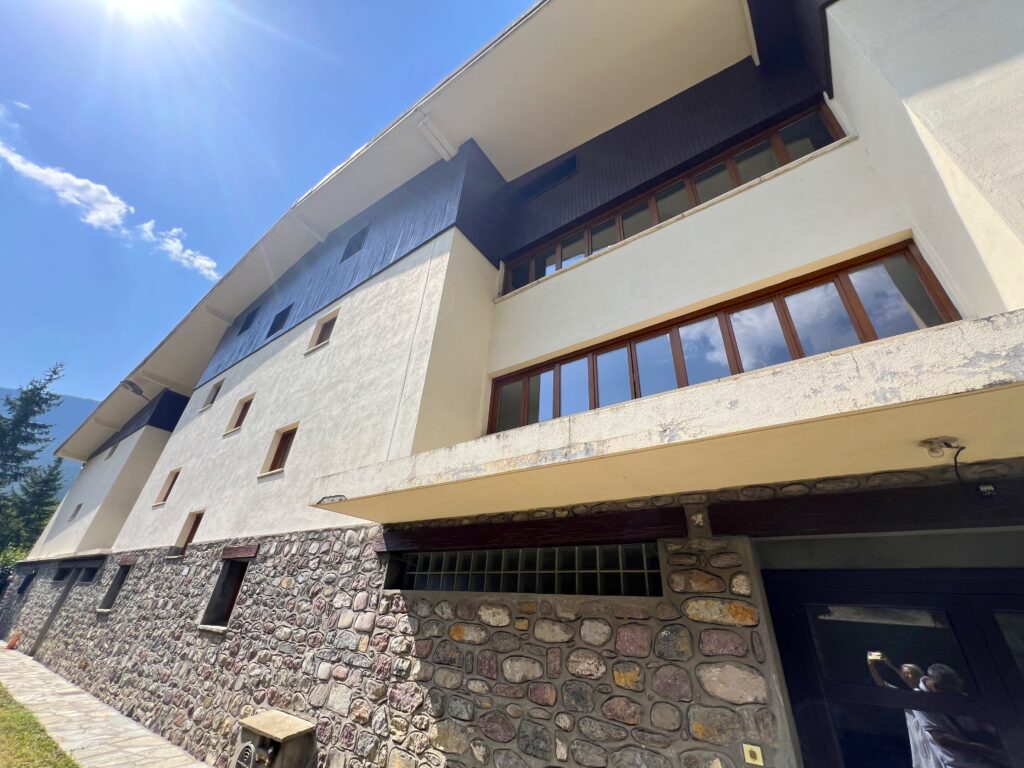VALDEBLORE ville ,vue , terrasse, proche station de ski La Colmiane ISM Property