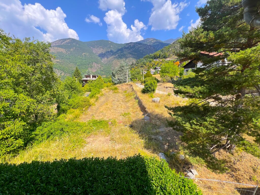 VALDEBLORE ville ,vue , terrasse, proche station de ski La Colmiane ISM Property