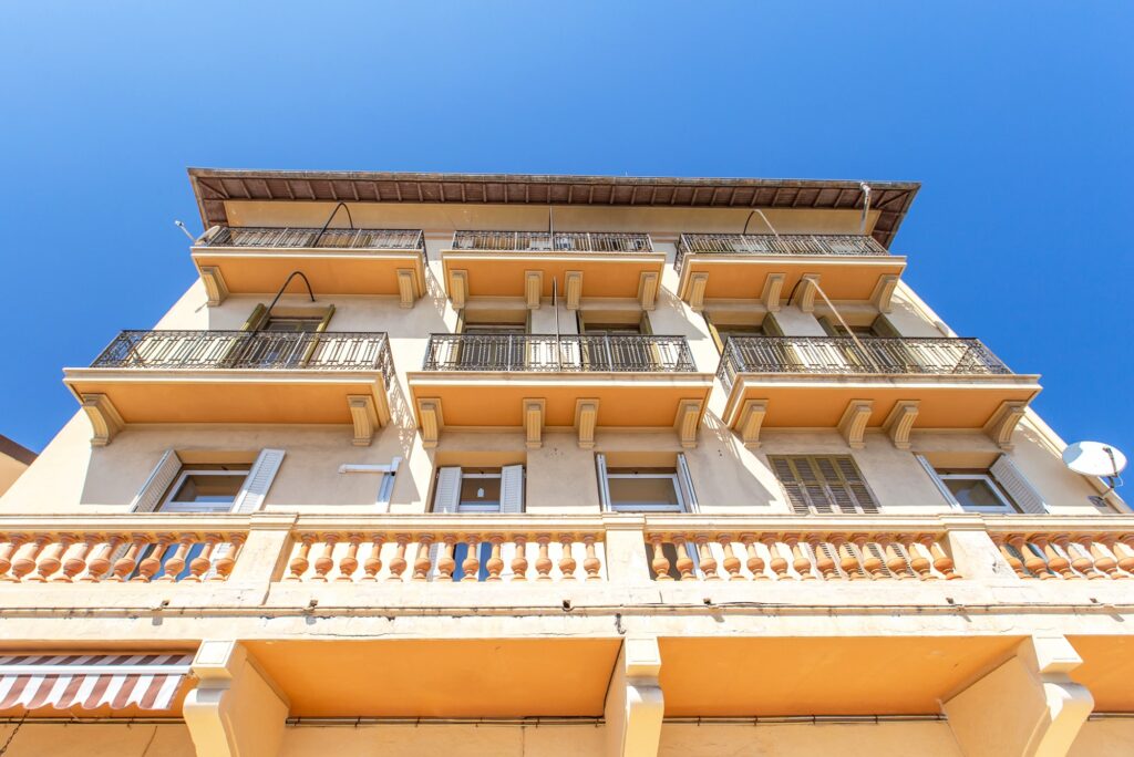 Villa with Open sea view, border Monaco , near beaches ISM Property