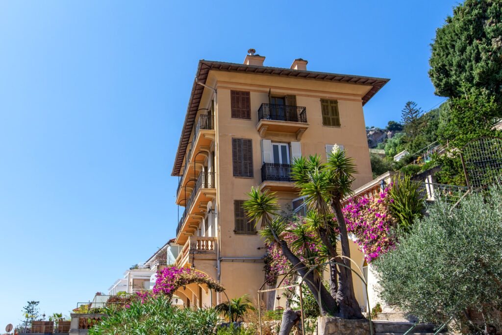 Villa with Open sea view, border Monaco , near beaches ISM Property