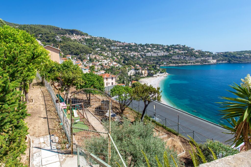 Villa with Open sea view, border Monaco , near beaches ISM Property