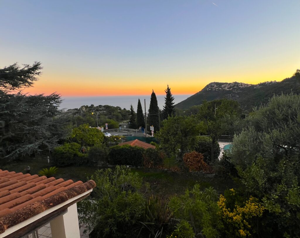 Proximité de Monaco, vue mer panoramique ISM Property