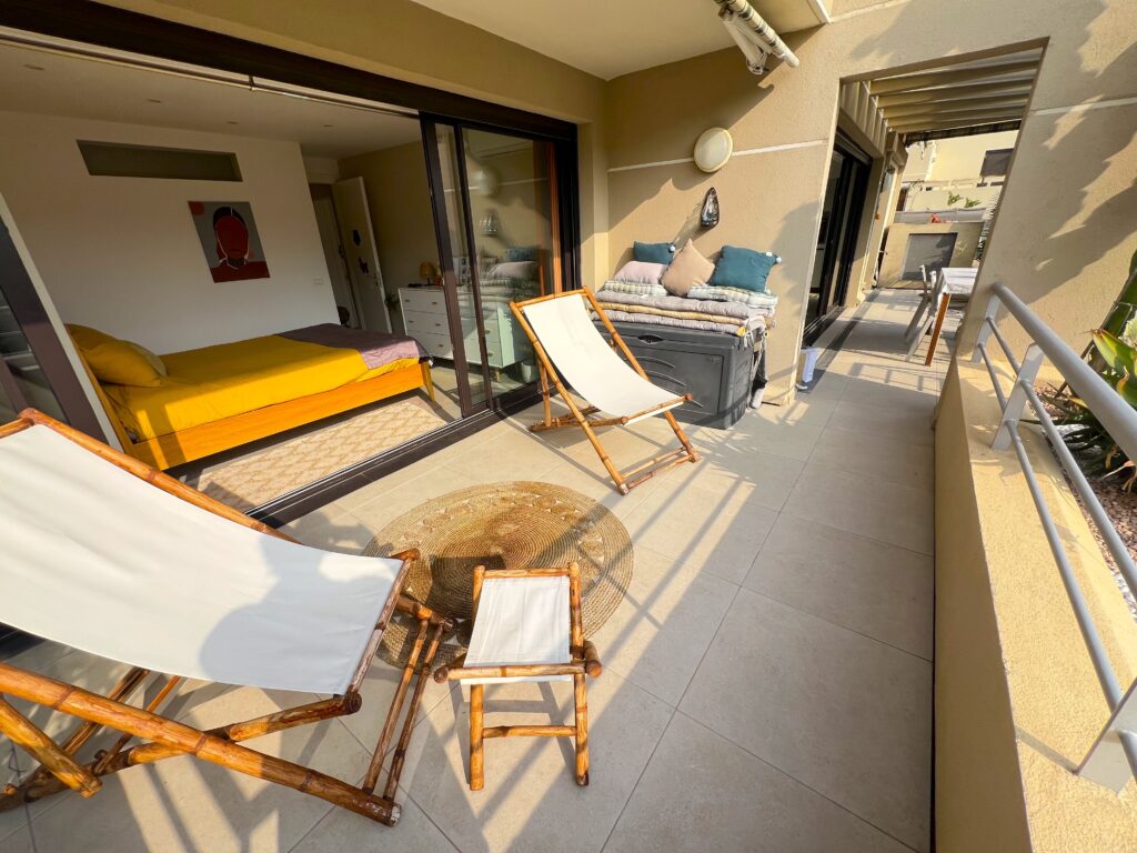 Proche MONACO, proche plages, grandes terrasses, calme ISM Property