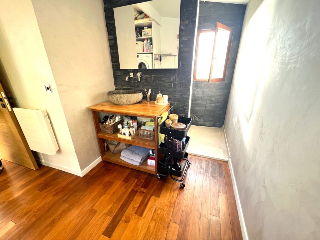 Open sea view, near beaches , Monaco next door. ISM Property