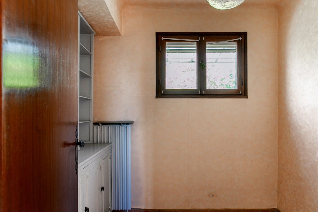 Villa near beaches, near town center ISM Property