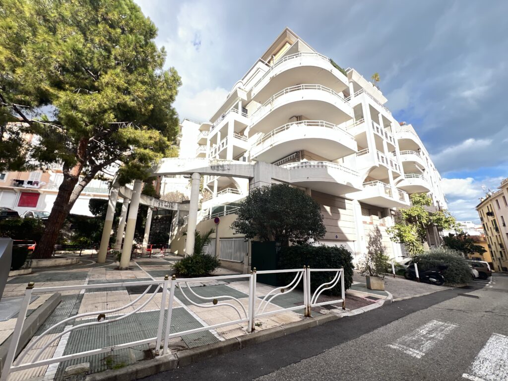 Limitrophe Monaco, investissement locatif ISM Property