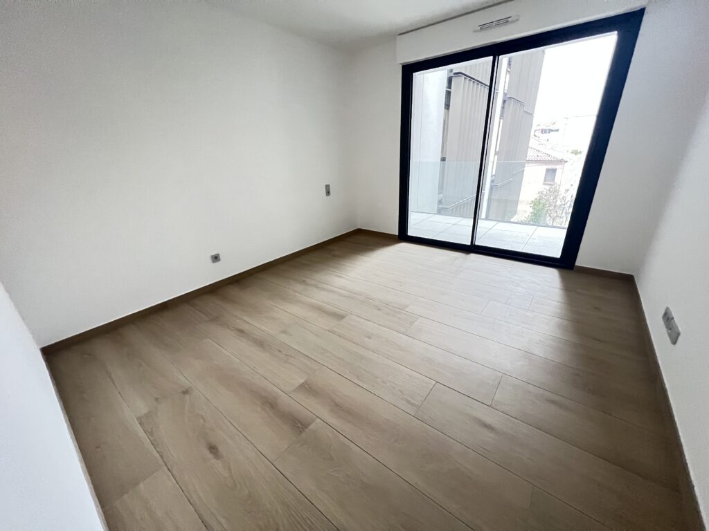 Border Monaco, terrace ISM Property