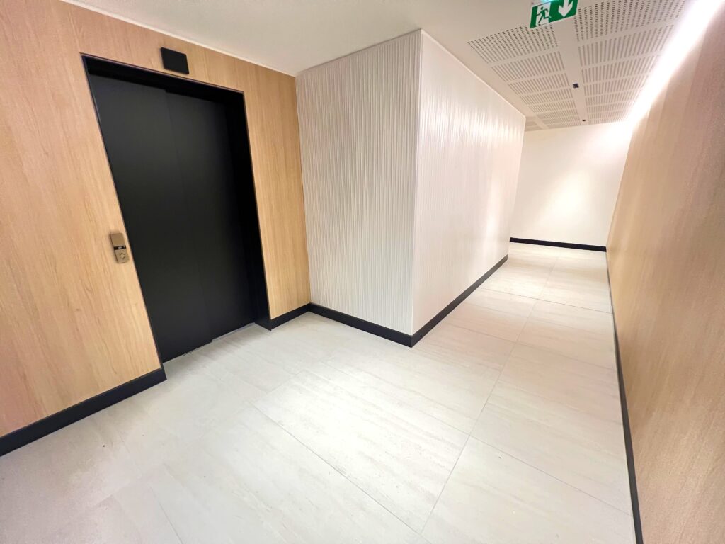 Roof terrace, border Monaco ISM Property